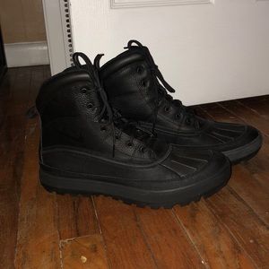 mens black nike acg boots